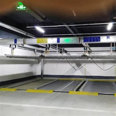 Dvoslojni dvoslojni sistem za podizanje i pomicanje sa četiri stuba